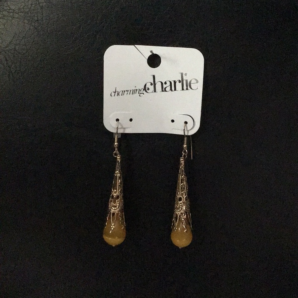 Statement golden earring